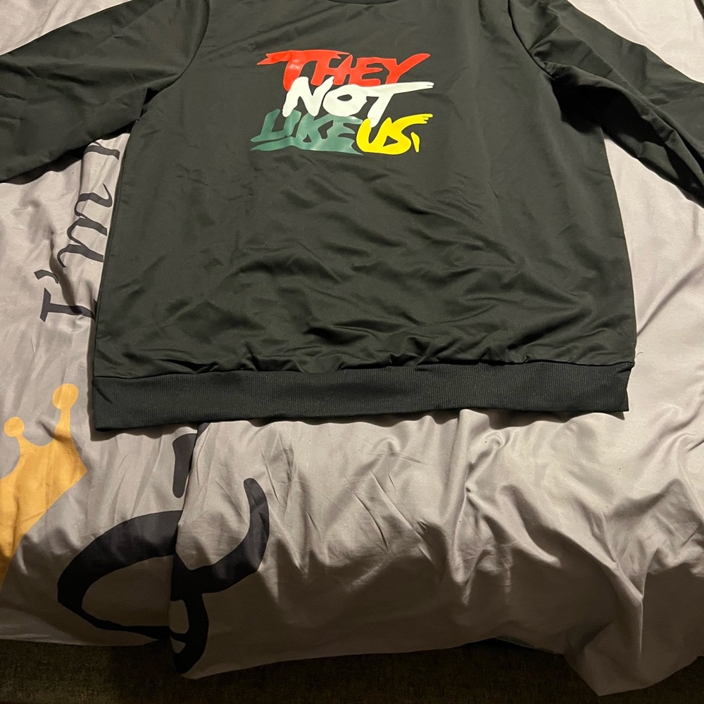 Black Graphic Jogger Set - Picture 2 of 3